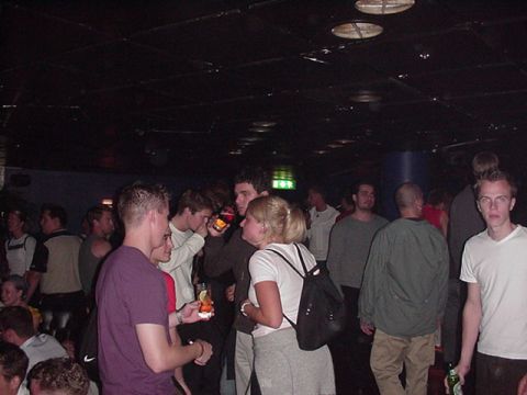 Monday bar