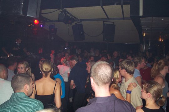 Monday bar