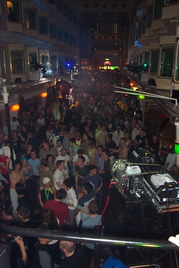 Monday bar valborg cruise