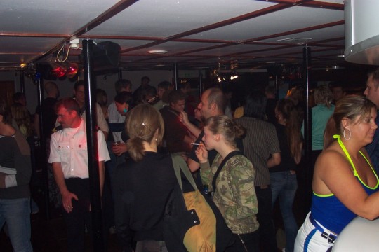Techno vs house session